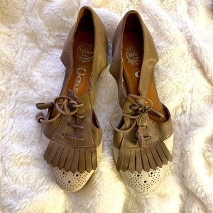 Jeffrey Campbell Kelley Wingtip loafers size 6.5